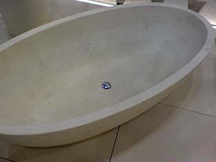 bath tub